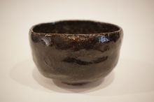 旦入　黒茶碗