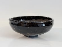 鯉江良二　引出し黒茶盌